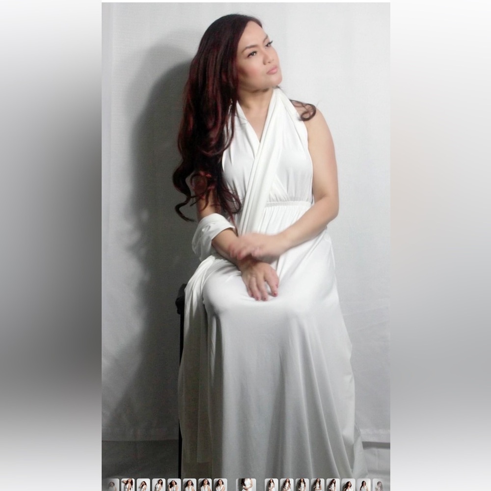 White Sleeveless Halter Backless Gown